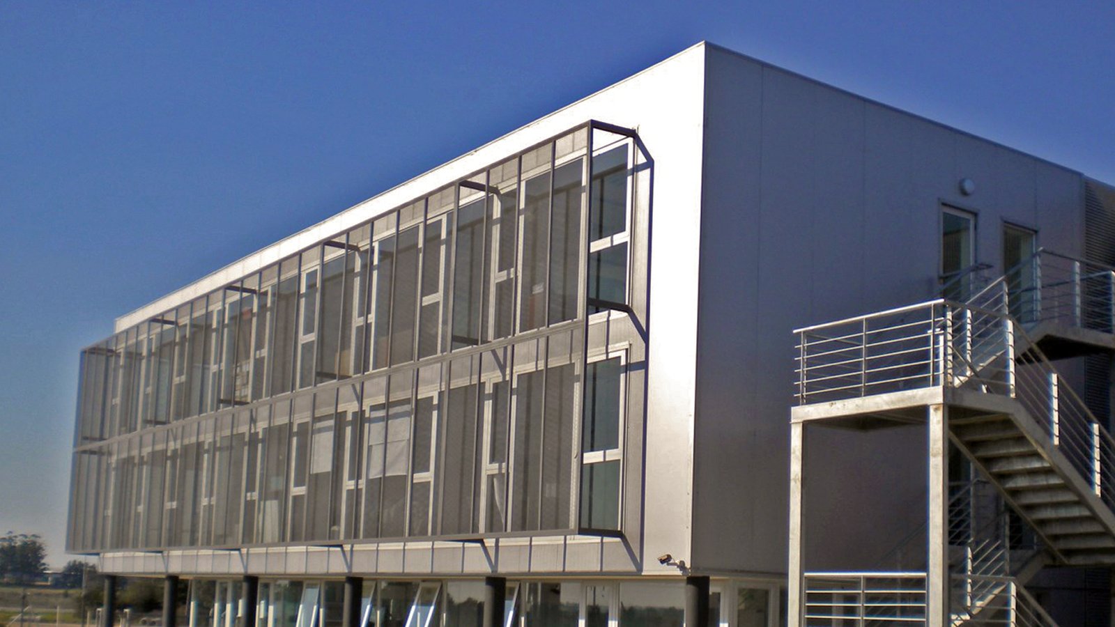 Depósito Logístico y Oficinas